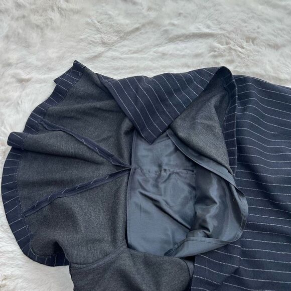 Max Mara Pencil Skirt Pin Stripe Ruffle Dark Navy Blue Designer Workwear size 46 - Picture 9 of 13